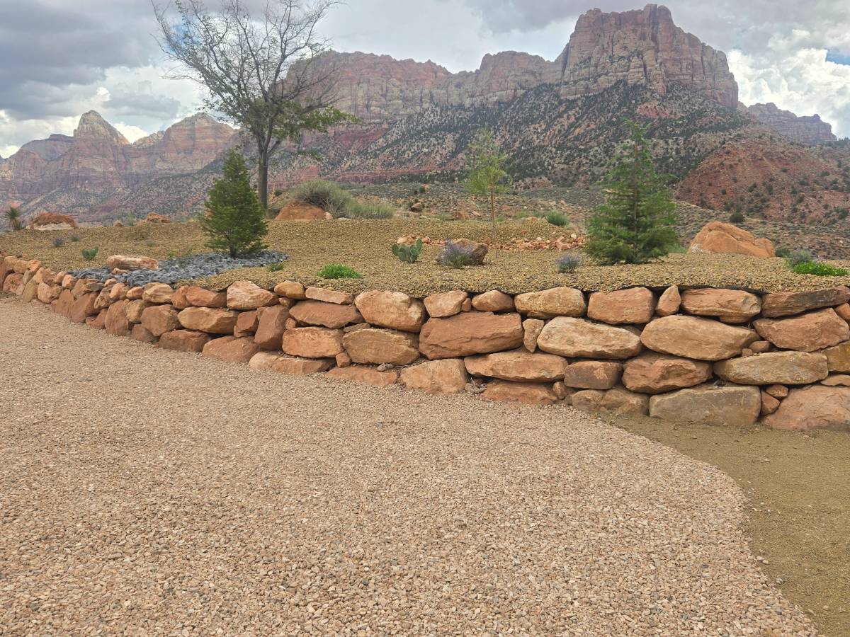 Rock, Gravel, Boulders, and Paths, xeriscaping & desert landscaping in St. George, Utah